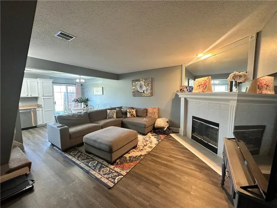 5712 NW Plantation Lane, Lees Summit, MO 64064 - Image #3