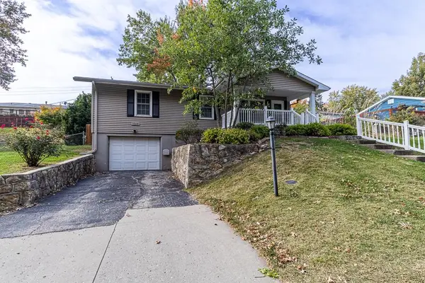 3508 E Lantern Lane, St Joseph, MO 64506