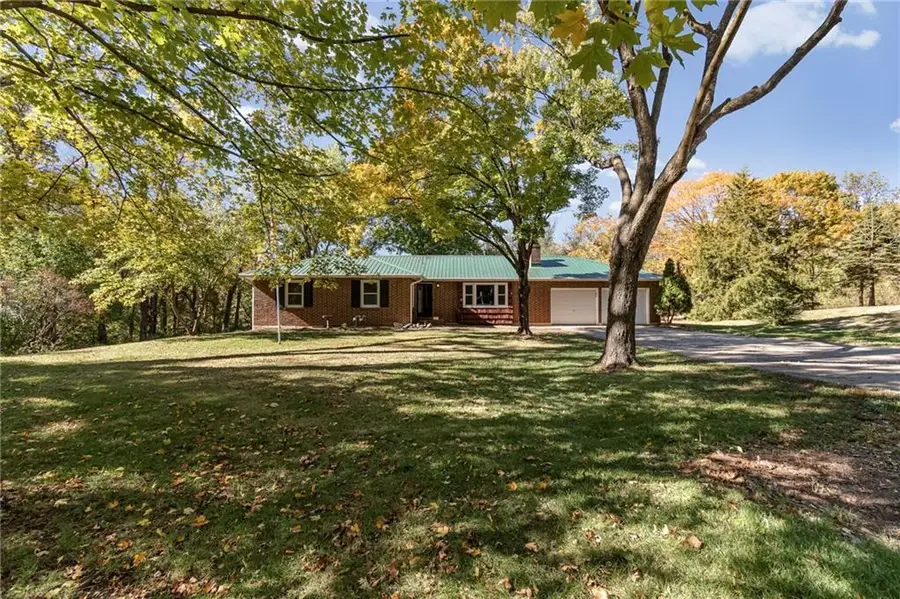 7702 NW Fawn Avenue, Kansas City, MO 64152 - Image #2
