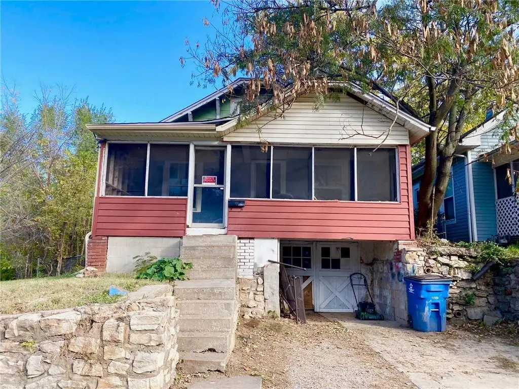 8908 E Thompson Avenue, Independence, MO 64053 - Image #1