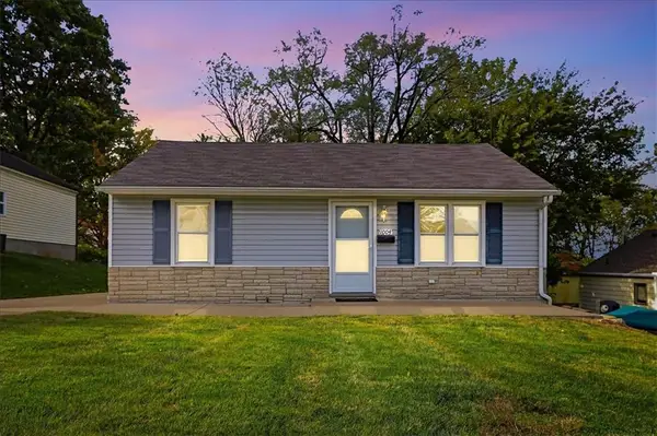 1004 Mary Kay Lane, Platte City, MO 64079