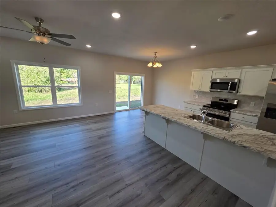 512 Pearl Avenue, Independence, KS 67301 - Image #2