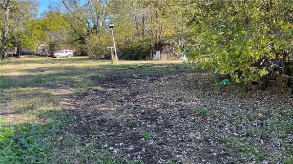 415 Taylor Street, Pomona, KS 66076