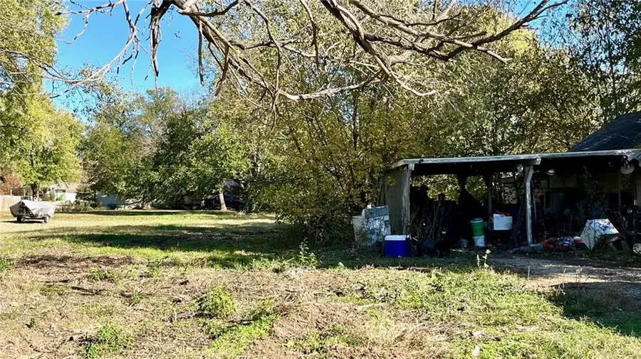 415 Taylor Street, Pomona, KS 66076 - Image #2