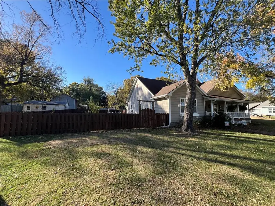 1116 N Buckeye Street, Iola, KS 66749 - Image #3