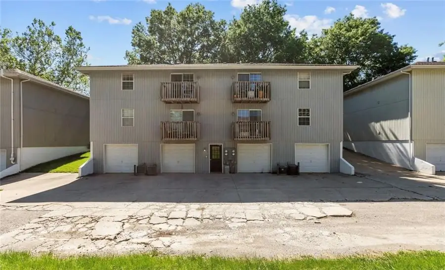 207 NW Barr Road, Grain Valley, MO 64029 - Image #2