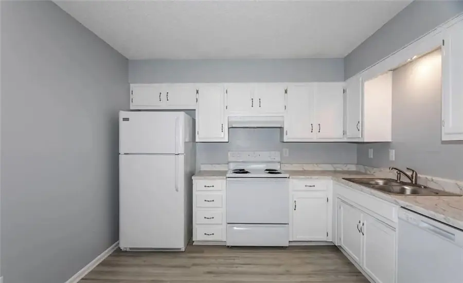 209 NW Barr Road, Grain Valley, MO 64029 - Image #2