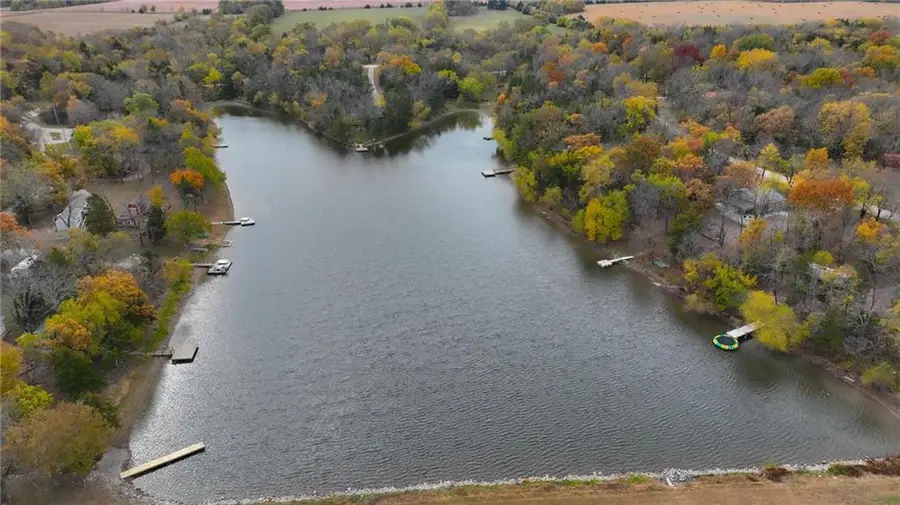 58 E Sugar Lake Cove, Mound City, KS 66056 - Image #2