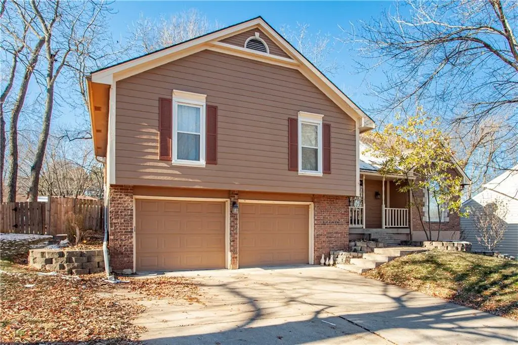 2421 NW Leann Drive, Blue Springs, MO 64014 - Image #1