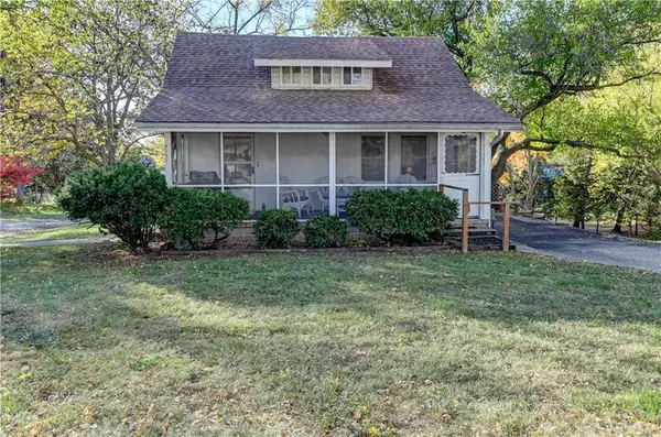 7138 Sycamore Avenue, Kansas City, MO 64133