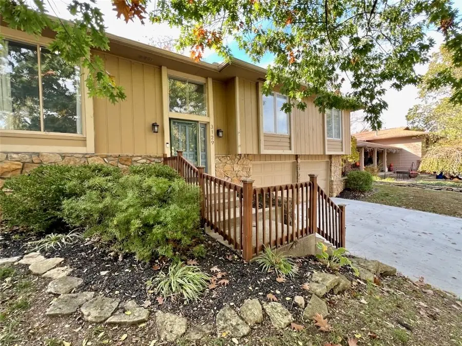 3129 Ranger Drive, Lawrence, KS 66049 - Image #2