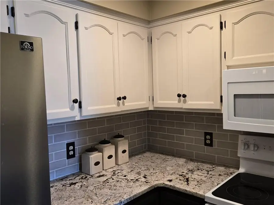 17305 E 52nd Street, Independence, MO 64055 - Image #3