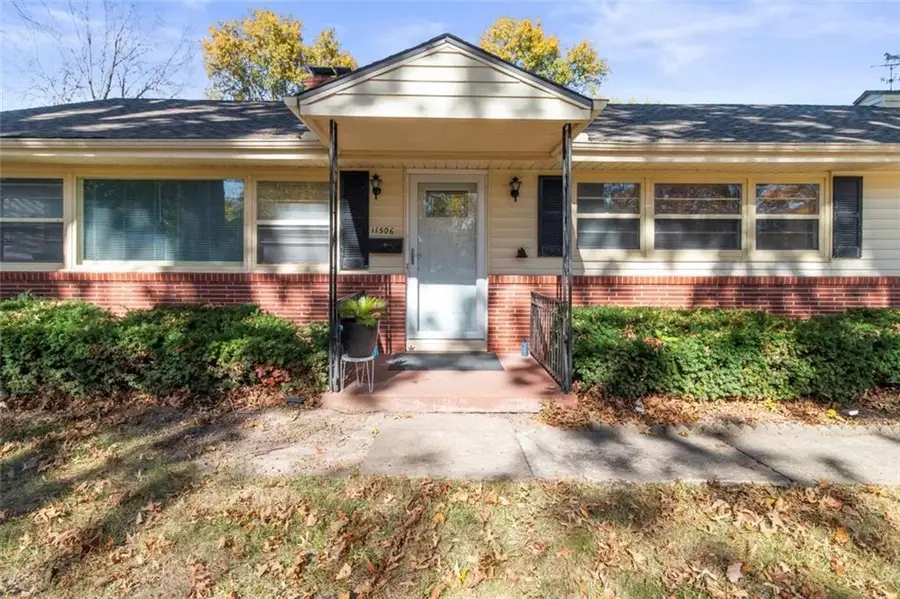 11506 E 38th Street S, Independence, MO 64052 - Image #2