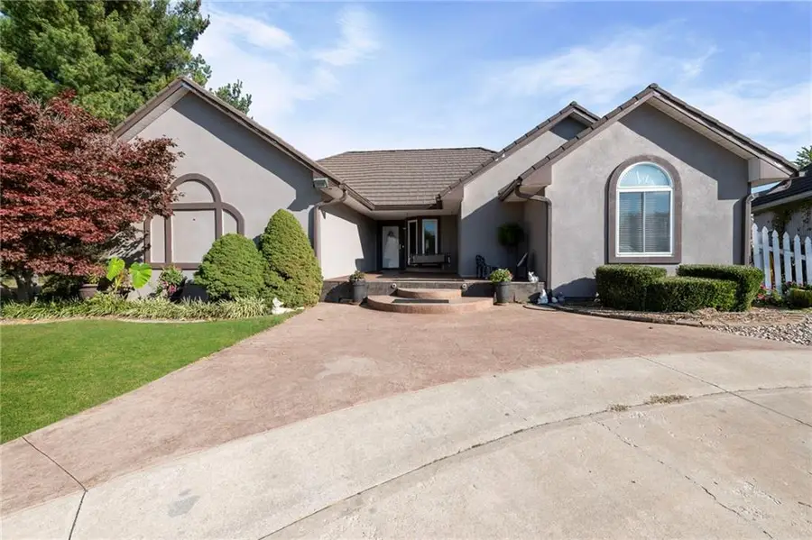 9401 S Buckner Tarsney Road, Oak Grove, MO 64075 - Image #2