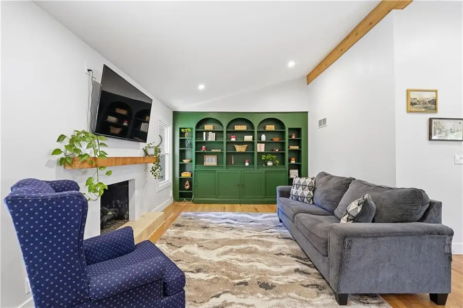 9501 El Monte Street, Overland Park, KS 66207 - Image #3