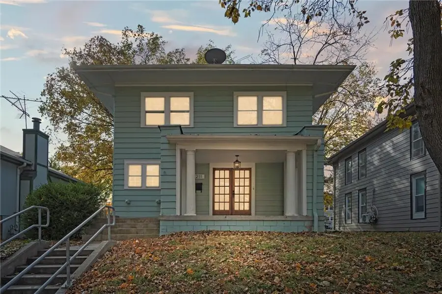 211 E Cedar Street, Olathe, KS 66061 - Image #2