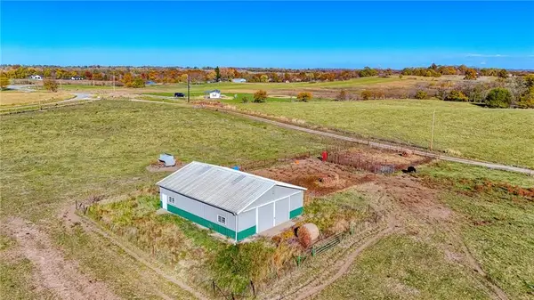 TBD County Road V Highway, Warrensburg, MO 64093