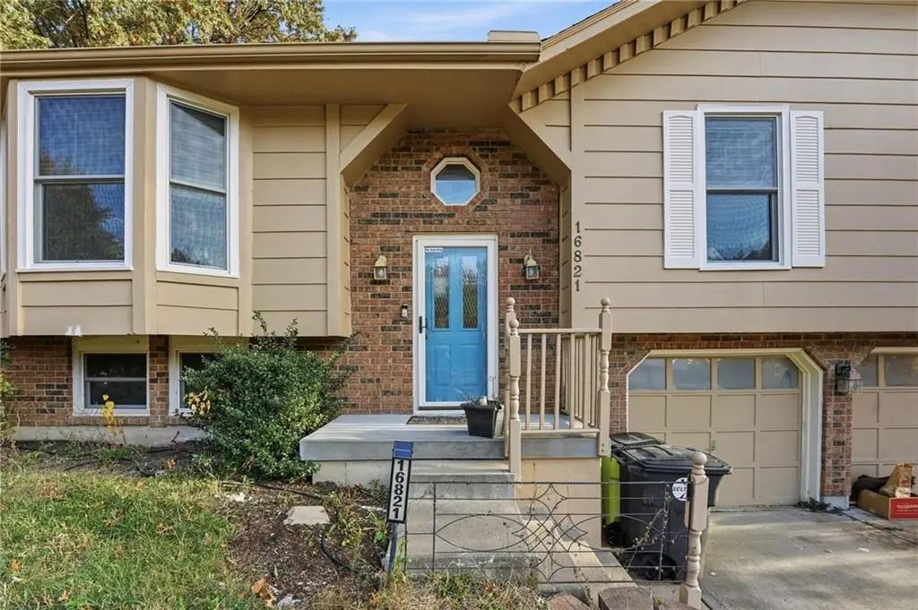 16821 Blaine Avenue, Belton, MO 64012 - Image #1