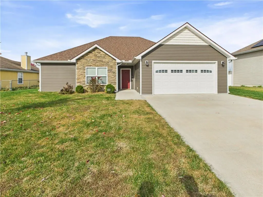 1604 W 6th Street Terrace, Knob Noster, MO 65336 - #1