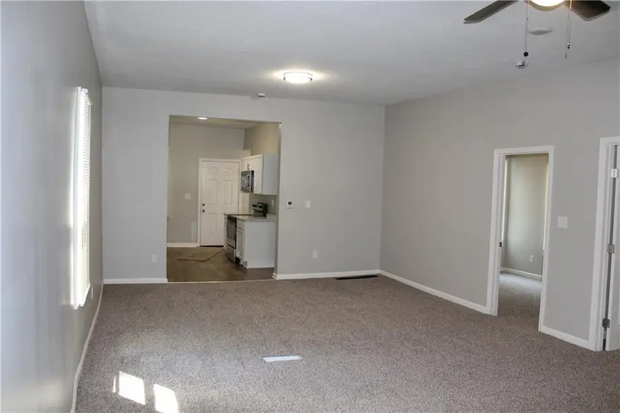 312 S 10th Street, Leavenworth, KS 66048 - Image #3