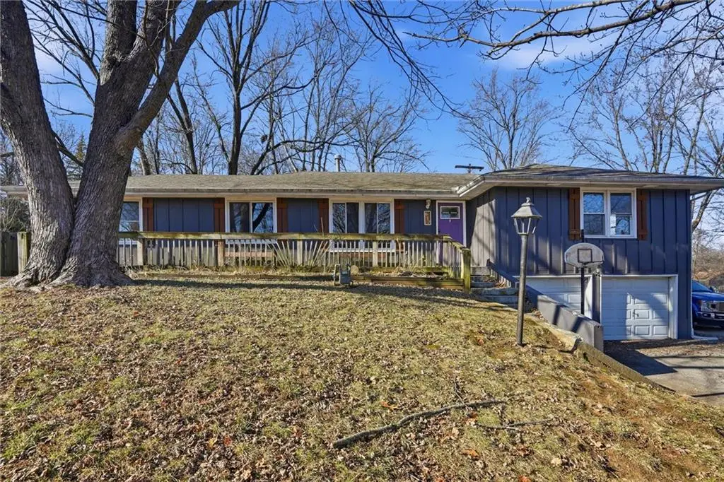 612 River Street, Tonganoxie, KS 66086 - #1