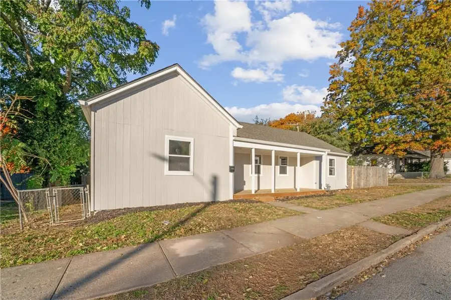 505 N 7th Street, Leavenworth, KS 66048 - Image #2