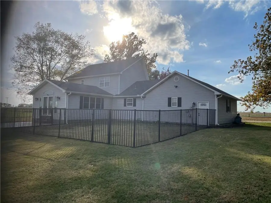 308 S 160th Street, Girard, KS 66743 - Image #3