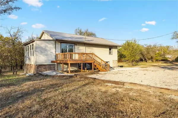 1233 235th Street, Fort Scott, KS 66701