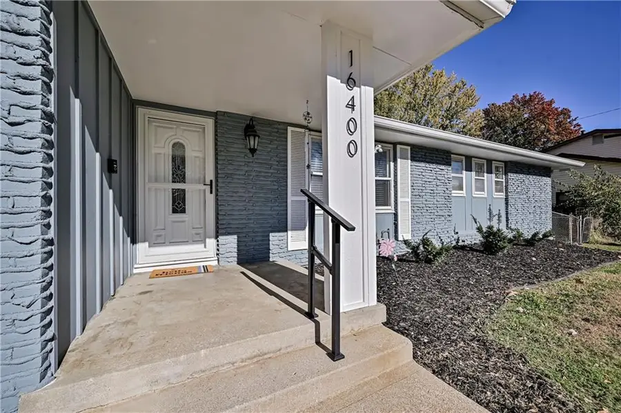 16400 E Crackerneck Road, Independence, MO 64055 - Image #3