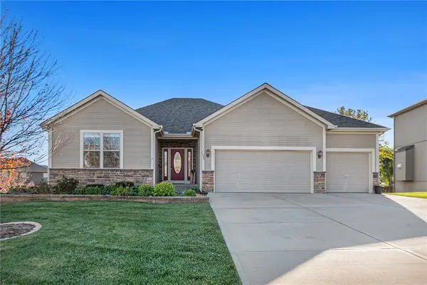 1322 Rock Creek Court, Lansing, KS 66043