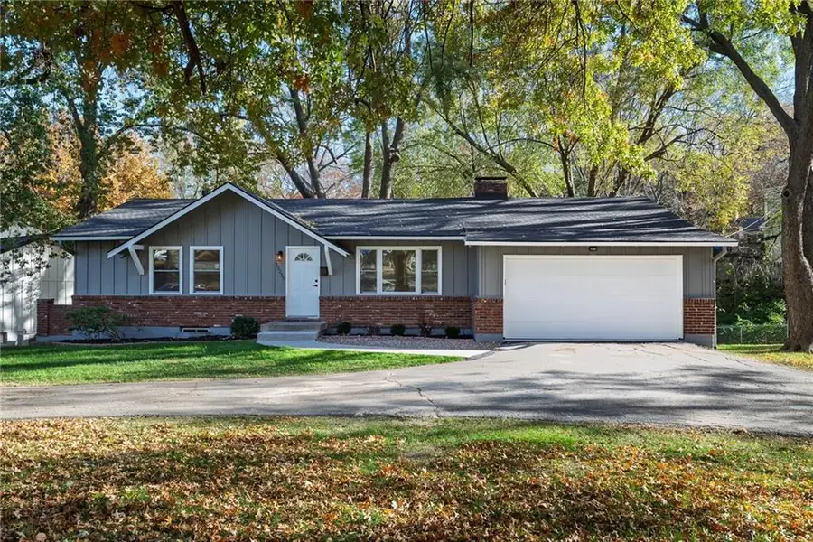 10235 W 70th Street, Merriam, KS 66203 - Image #2