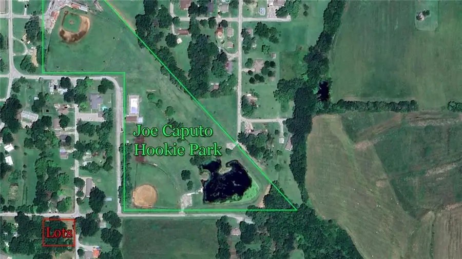 402 S Pine Street, Arma, KS 66712 - #2