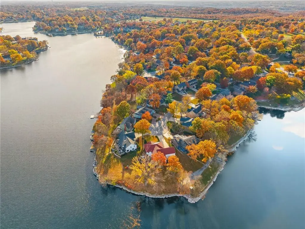 102 NW Hackberry Street, Lees Summit, MO 64064 - Image #1