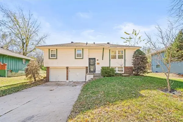 9033 E 90th Terrace, Kansas City, MO 64138