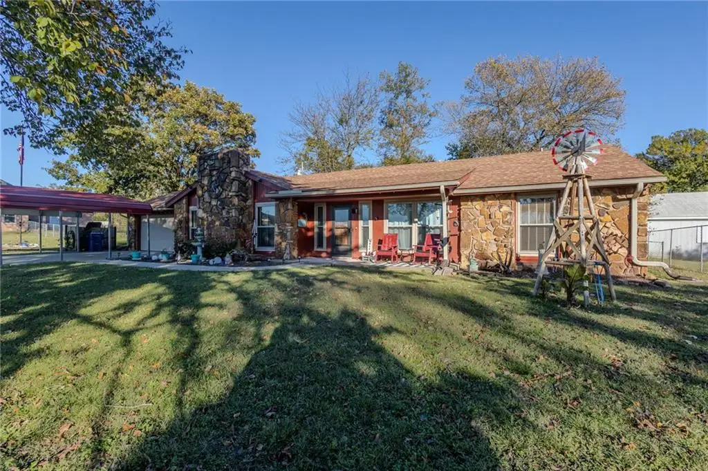 801 N Lee Street, Coffeyville, KS 67337 - Image #1