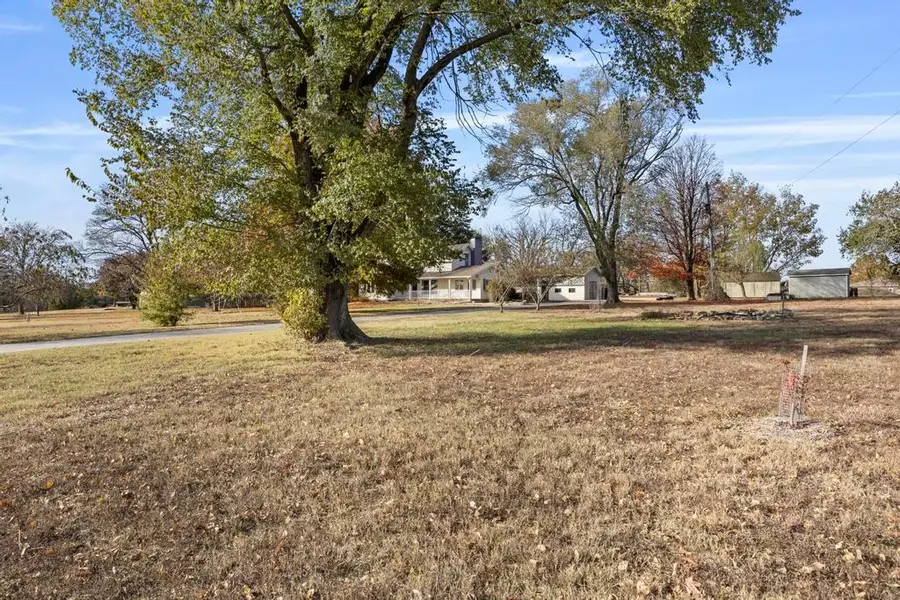 2139 Jayhawk Road, Fort Scott, KS 66701 - Image #2