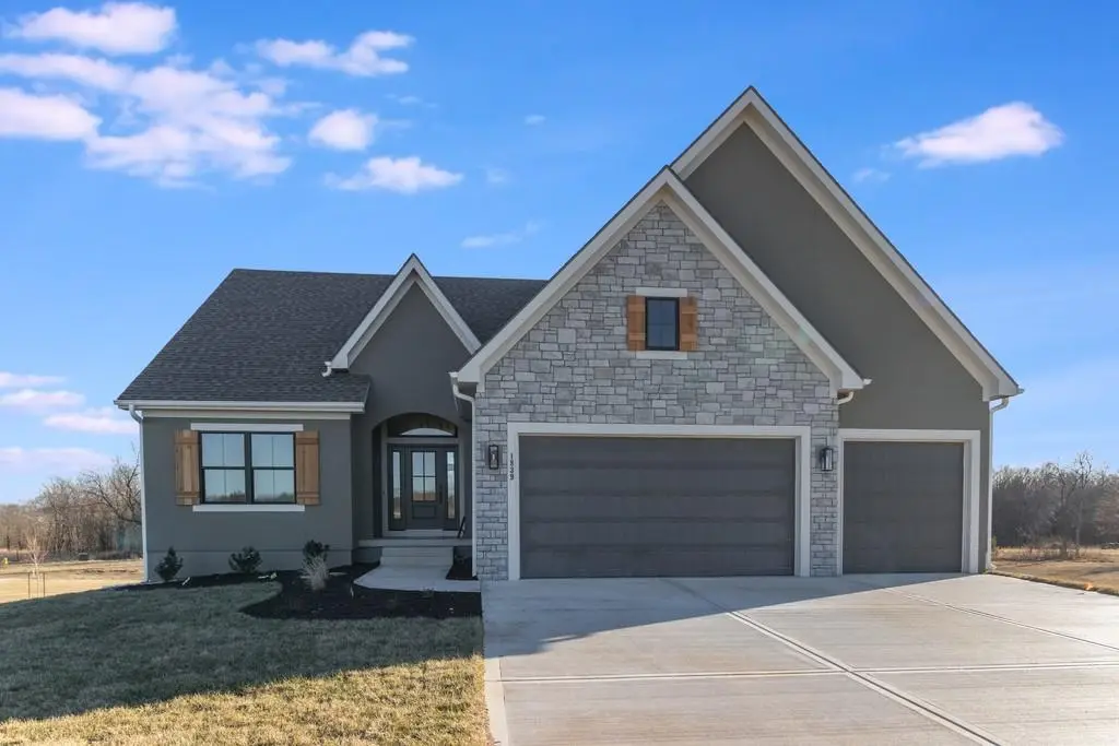 1839 Woodward Circle, Raymore, MO 64083 - Image #1