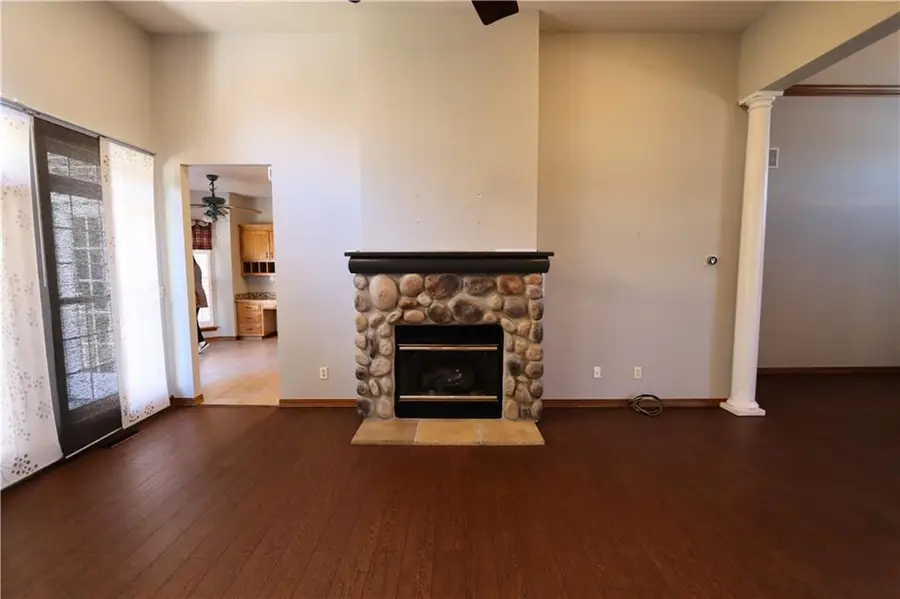 1611 N Marzelle Drive, Joplin, MO 64801 - Image #3