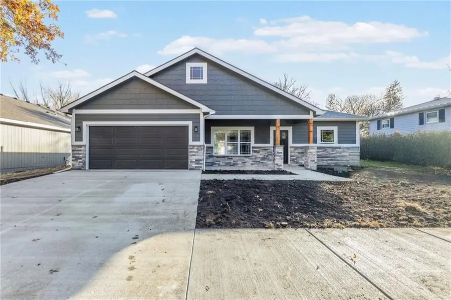 1025 S Olive Street, Ottawa, KS 66067 - Image #2