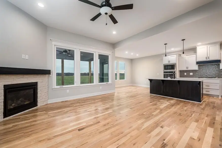 24695 Evans Road, Tonganoxie, KS 66086 - Image #3