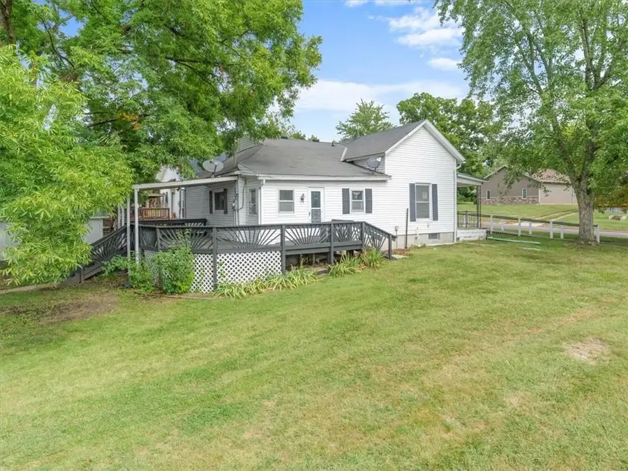 217 N Alanthus Street, Stanberry, MO 64489 - Image #2