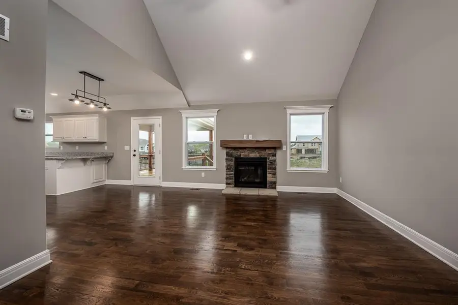 938 168th Court, Basehor, KS 66007 - Image #3