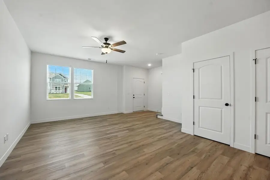 27307 Acacia Drive, Lees Summit, MO 64086 - Image #2