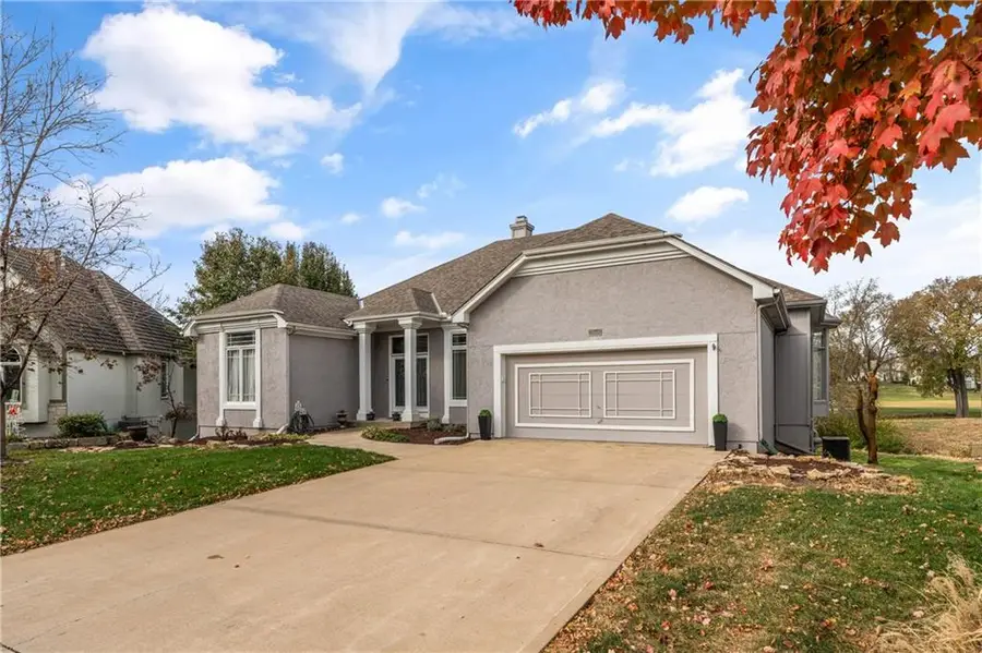 20516 W 98th Place, Lenexa, KS 66220 - Image #2