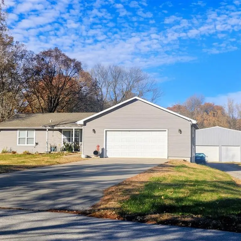 1820 E Morgan Road, Independence, MO 64050 - Image #1