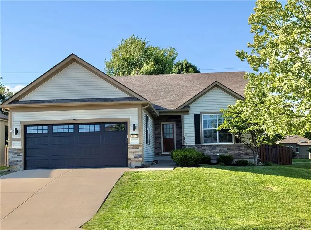 1022 SW Cheshire Drive, Lees Summit, MO 64083 - Image #1
