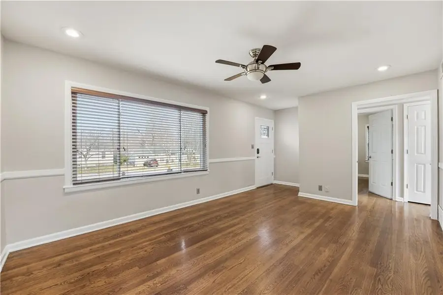 11407 W 68th Terrace, Shawnee, KS 66203 - Image #3