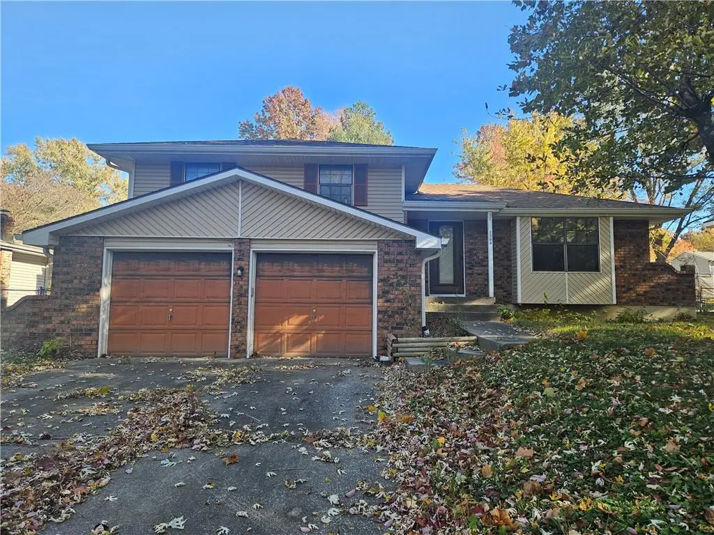 2904 SE 2nd Street, Blue Springs, MO 64014 - #1