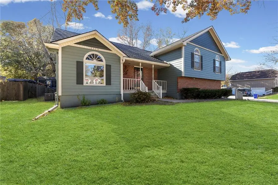 1201 SE 7th Street, Lees Summit, MO 64063 - Image #2