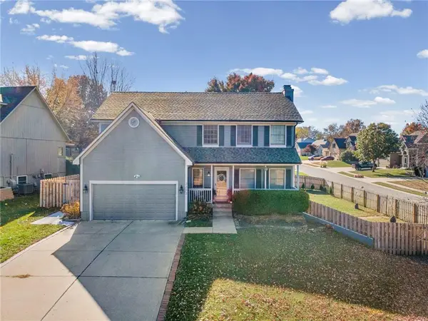 2213 SE 3rd Street, Lee's Summit, MO 64063